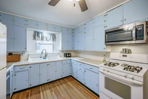 Kitchen - 8 Wright St, Easthampton, MA 01027 photo 3 of 3
