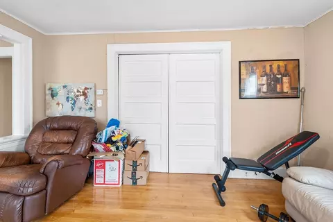 8 Hooper St, Worcester, MA 01605 photo 6