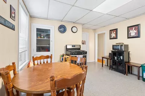 8 Hooper St, Worcester, MA 01605 photo 8