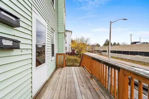 8 Hooper St, Worcester, MA 01605 photo 22