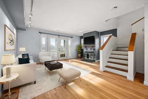 36 Cummings Rd #10, Boston, MA 02135