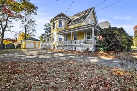 283 Ash St, Brockton, MA 02301
