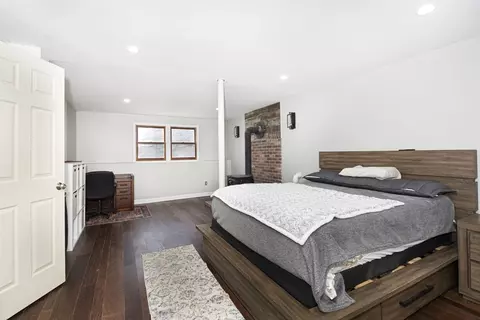 Bedroom - 178 Summer St, Maynard, MA 01754 photo 6 of 6