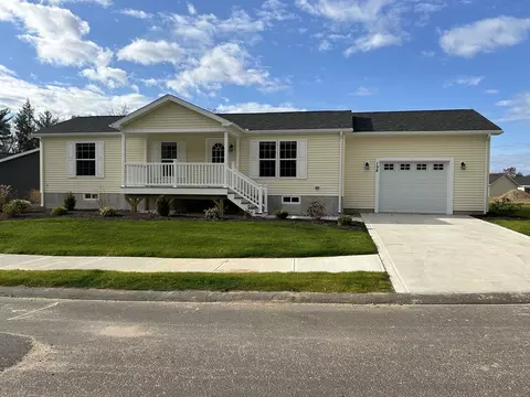 194 Freedom Trl, Westfield, MA 01085