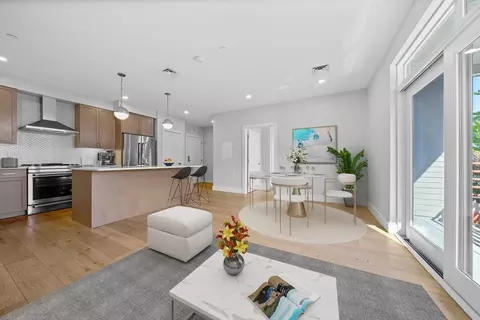 1650 Commonwealth Ave #205, Boston, MA 02135