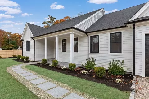 Exterior - 99 Orchard Rd, Mashpee, MA 02649 photo 3 of 7