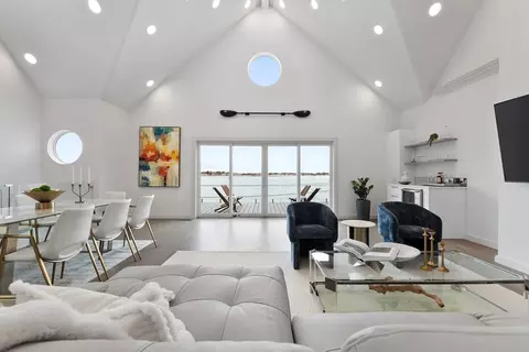 141 Wessagussett Rd, Weymouth, MA 02191