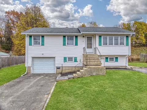 19 Gallows Hill Rd, Salem, MA 01970