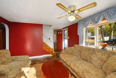 21 Marlboro St, Maynard, MA 01754 photo 5