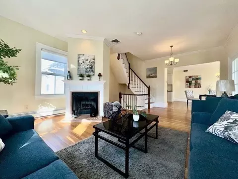 71 Erie Ave #2, Newton, MA 02461