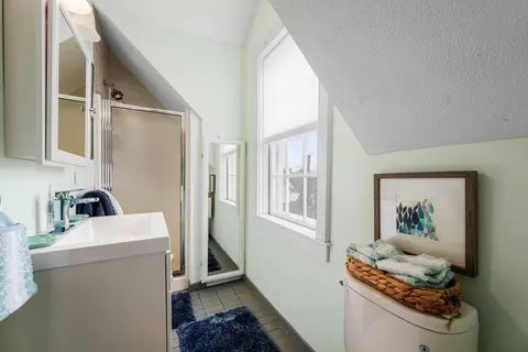 Bath - 43 Sewall #3, Marblehead, MA 01945 photo 2 of 2