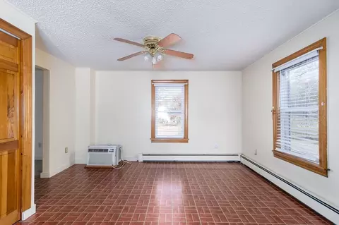 Living - 39 Eagle St, Ware, MA 01082 photo 2 of 4