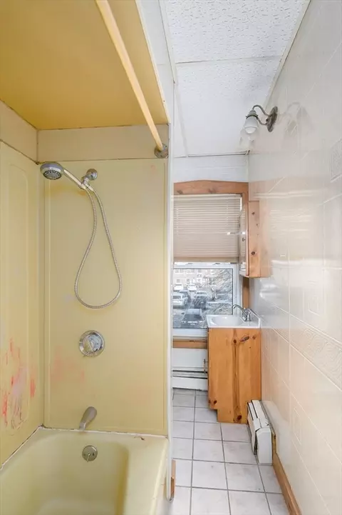 Bath - 17 Gilbert Ct, Ware, MA 01082 photo 1 of 1