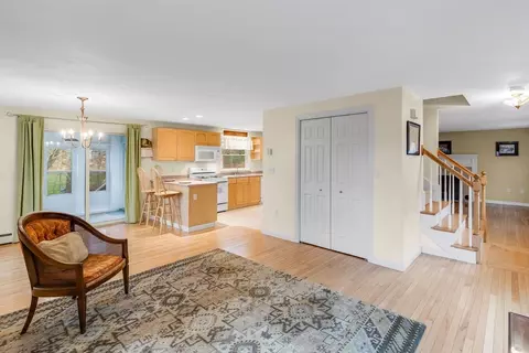 128 Glen St, Rowley, MA 01969 photo 8