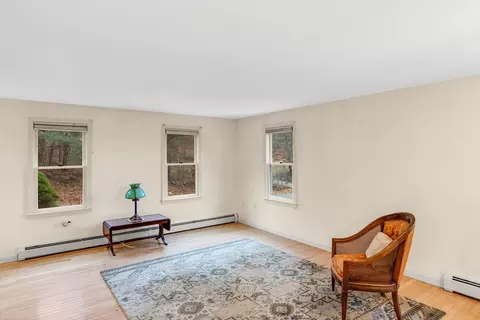 128 Glen St, Rowley, MA 01969 photo 10