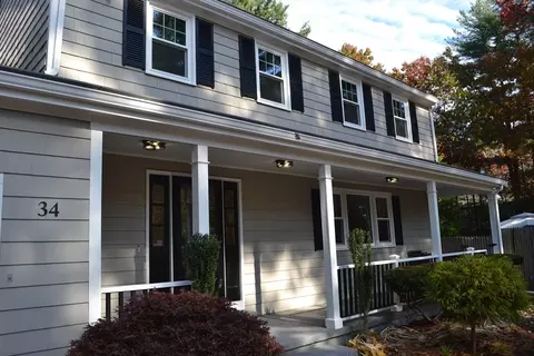 Exterior - 34 Flames Rd, Marshfield, MA 02050 photo 2 of 6
