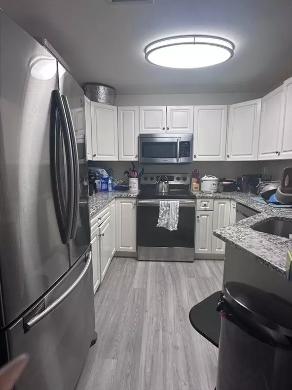 Kitchen - 1 Riverview Blvd #8-212, Methuen, MA 01844 photo 2 of 2