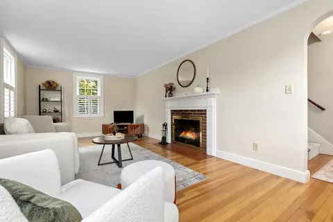 Living - 33 Windsor Rd, Stoneham, MA 02180 photo 3 of 5