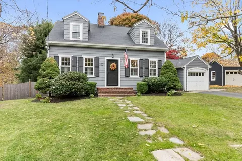 Exterior - 33 Windsor Rd, Stoneham, MA 02180 photo 3 of 7