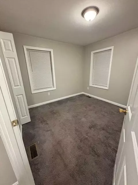 7 Noel St, Springfield, MA 01108 photo 14