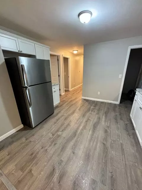 7 Noel St, Springfield, MA 01108 photo 5