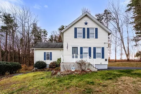 74 Durfee St, Southbridge, MA 01550
