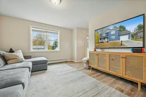 9 Montello St # B, Worcester, MA 01603 photo 4