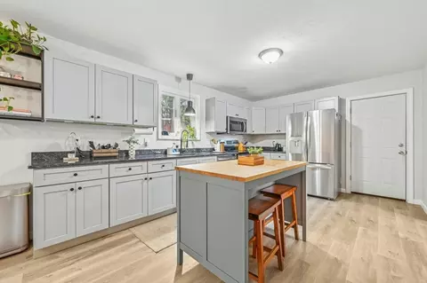 9 Montello St # B, Worcester, MA 01603 photo 10