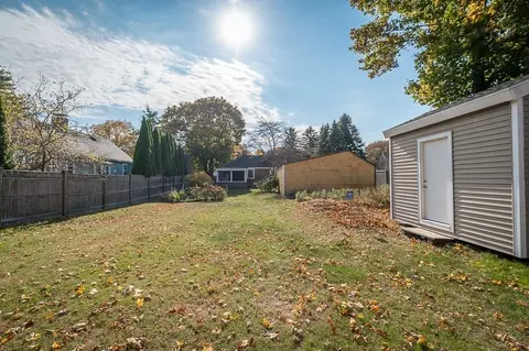 18 Hull St, Beverly, MA 01915 photo 25