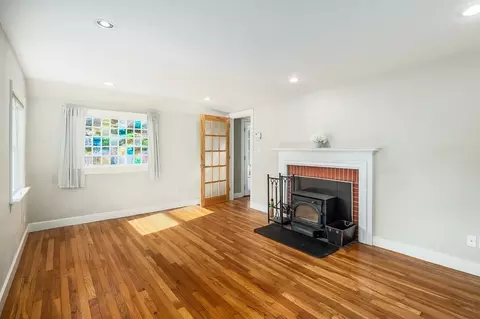 18 Hull St, Beverly, MA 01915 photo 15
