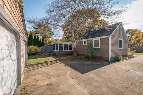 18 Hull St, Beverly, MA 01915 photo 26
