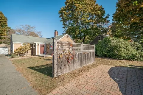 18 Hull St, Beverly, MA 01915 photo 18