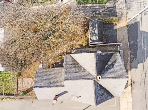 View/Area - 387 Sprague St, Fall River, MA 02724 photo 1 of 3