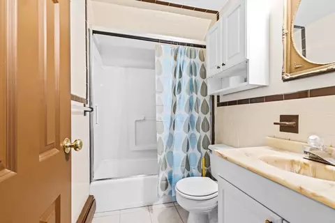 Bath - 387 Sprague St, Fall River, MA 02724 photo 2 of 2