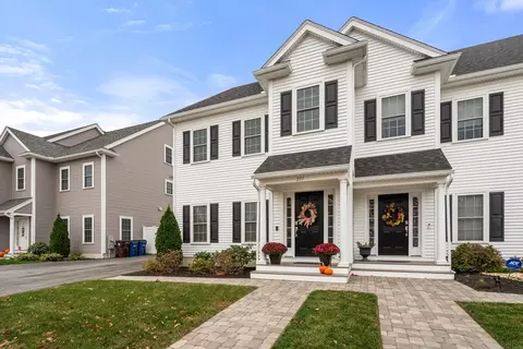 271 Oakwood Ave #1, Revere, MA 02151