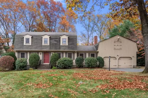 10 Marie Dr, Andover, MA 01810