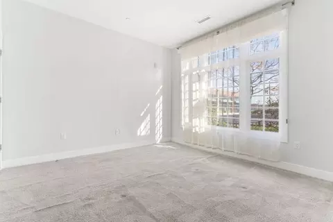 10 Shipyard Dr #104, Hingham, MA 02043 photo 12