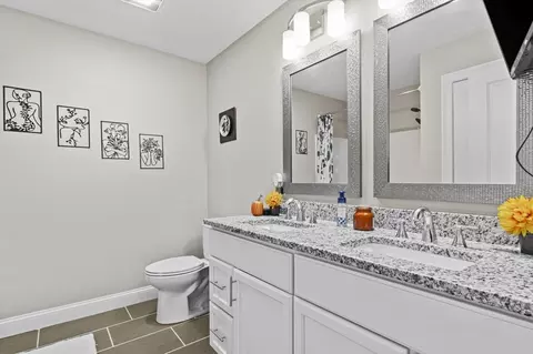 7 Burncoat Hts, Worcester, MA 01606 photo 21