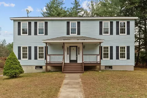 102 Valley Rd, Barre, MA 01005