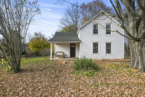 Exterior - 271 Bradley St, Lee, MA 01238 photo 3 of 18