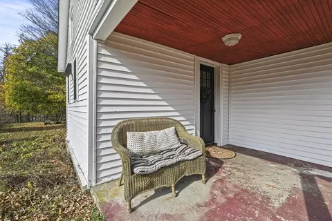 Exterior - 271 Bradley St, Lee, MA 01238 photo 1 of 18
