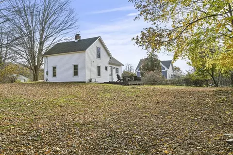 Exterior - 271 Bradley St, Lee, MA 01238 photo 8 of 18