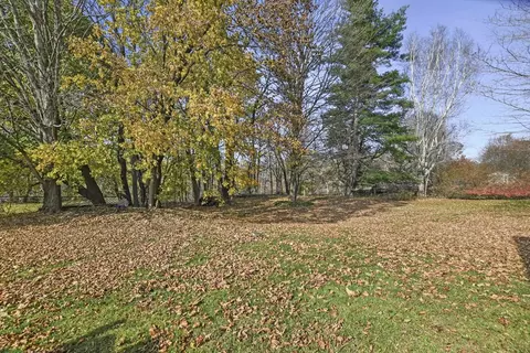 Exterior - 271 Bradley St, Lee, MA 01238 photo 18 of 18