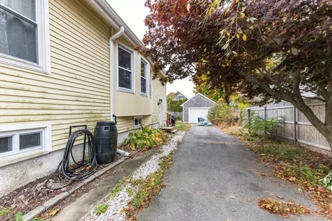 24 Garrison St, Fairhaven, MA 02719 photo 18