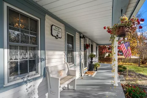 6 Elm St, Mendon, MA 01756 photo 3