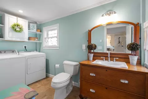 6 Elm St, Mendon, MA 01756 photo 18