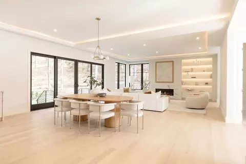 Living - 10 Great Plain Ave, Wellesley, MA 02482 photo 1 of 4