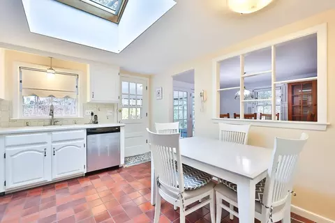Kitchen - 15 Appletree Ln, Walpole, MA 02081 photo 2 of 3