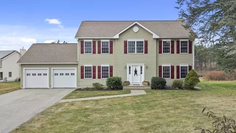 53 Dudley Oxford Rd, Dudley, MA 01571