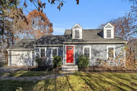 49 W Main St, Westminster, MA 01473